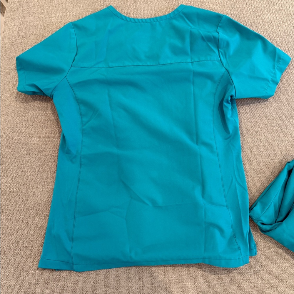 Momentum Women's Teal Scrub Set - Picture 3 of 6